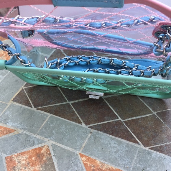 Clear Candy 🍭 Bag - Picture 3 of 7